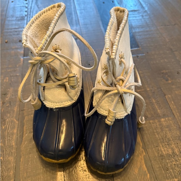 Jack Rogers gold and Navy Duck boots size 6 - Picture 3 of 7